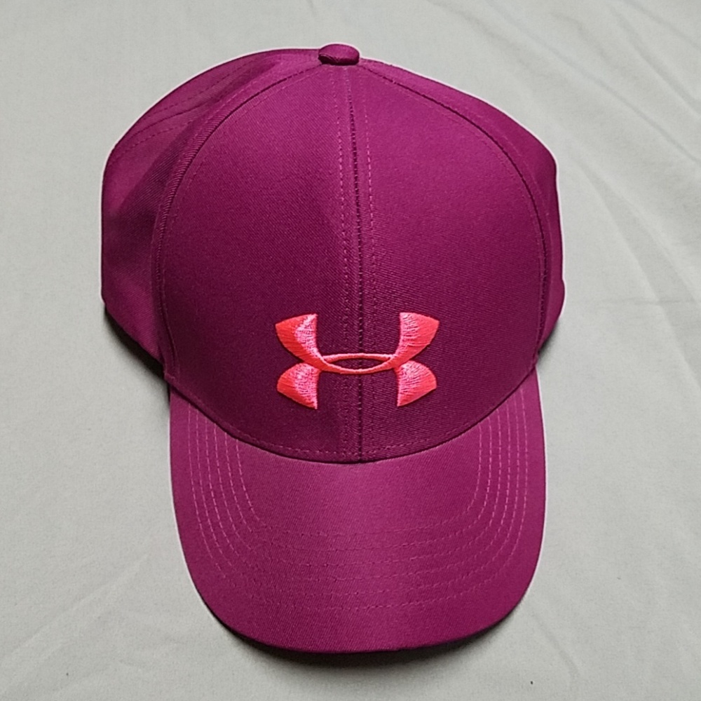 Under Armour Women's baseball hat